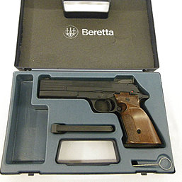 Beretta 89 - Pistole