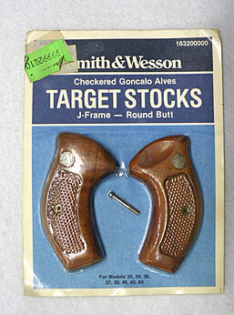 Griffschalen S&W Checkered Goncalo Alves J-Frame